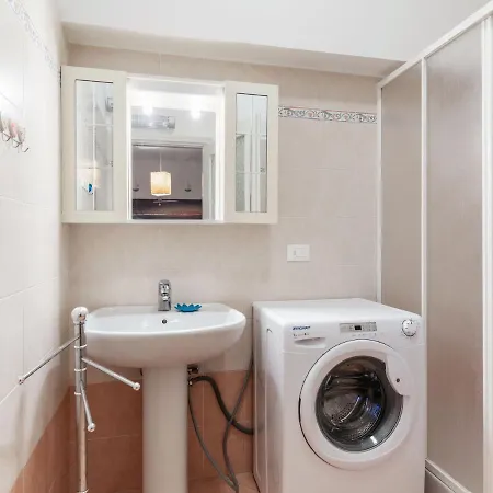 Apartament Voguish In Near Beach *